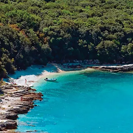 Two-bedroom In Lejlighed *